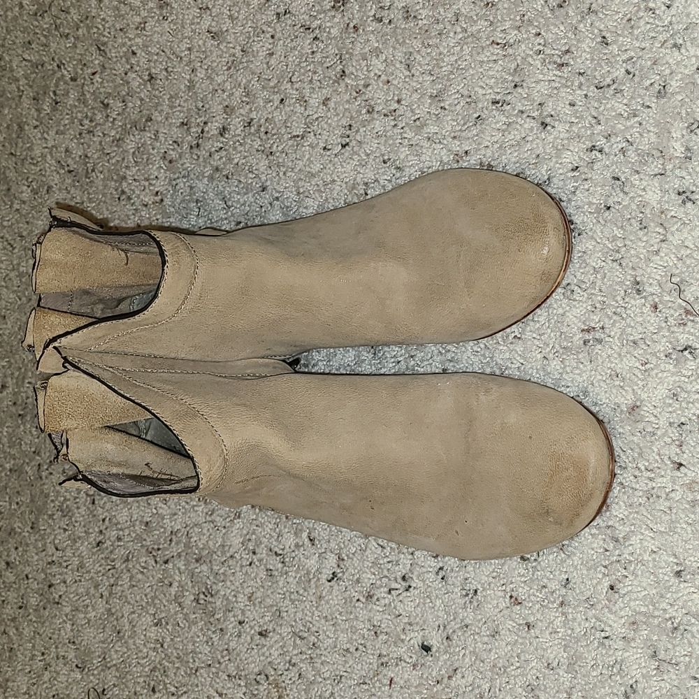Ankle booties